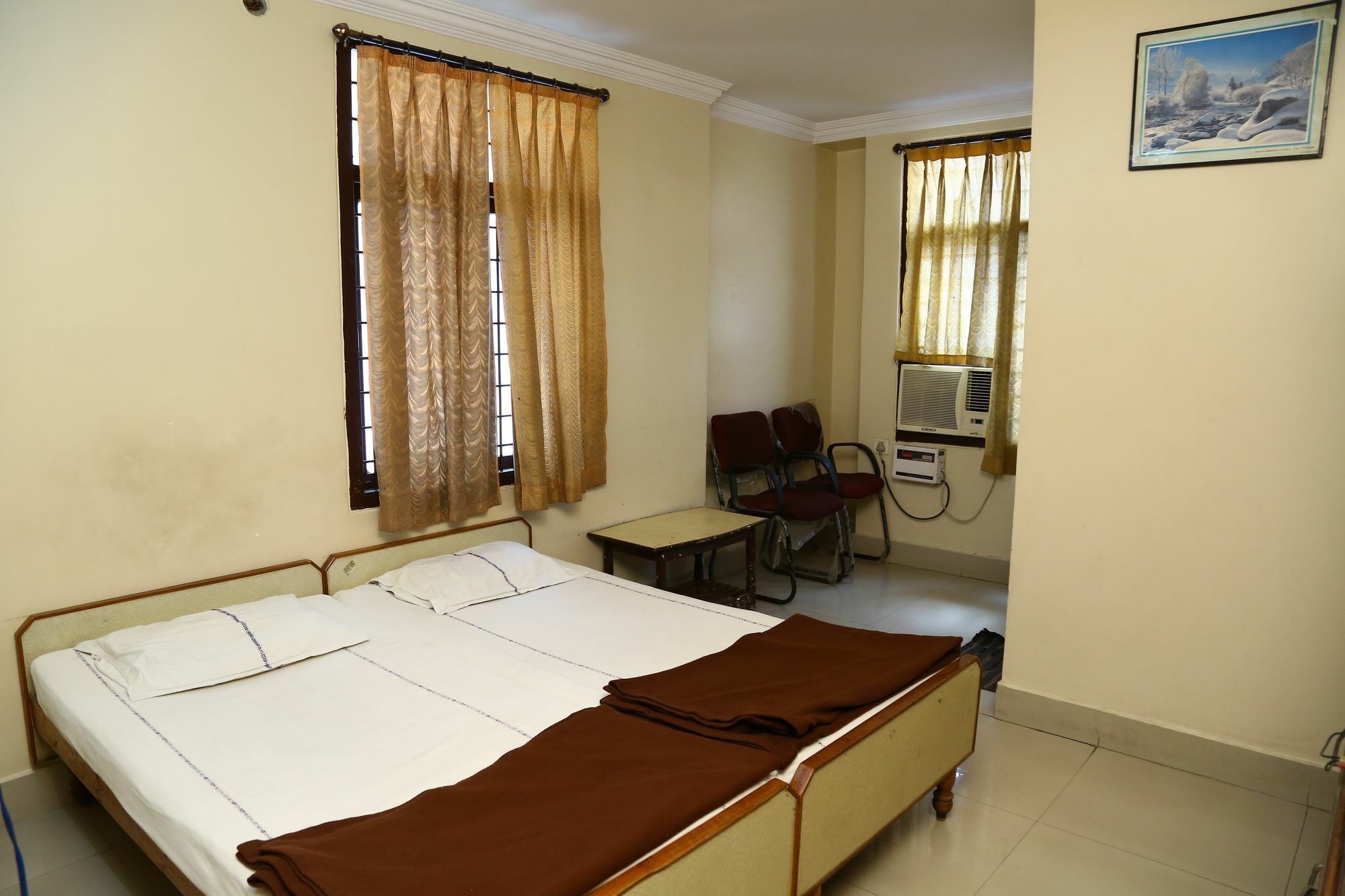 Sri Sai Krishna Deluxe Lodge Haydarabad Dış mekan fotoğraf